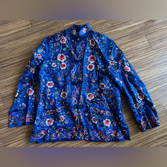 Vintage Plum Blossom Blue Silk Hand Embroidered Floral China Jacket Size 36 - Picture 1 of 6
